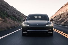 Tesla запустила продажи дешевого электрокара